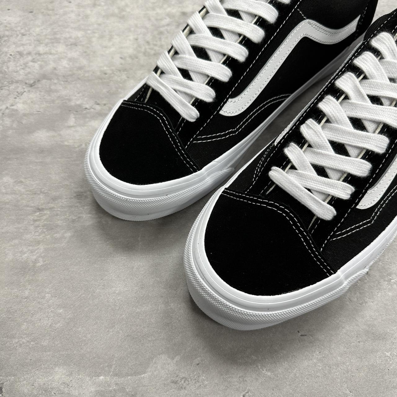 希少Vans Feature Vault Oldskool Slip完全新品 Must-Have Vans Vault Sneakers – Feature