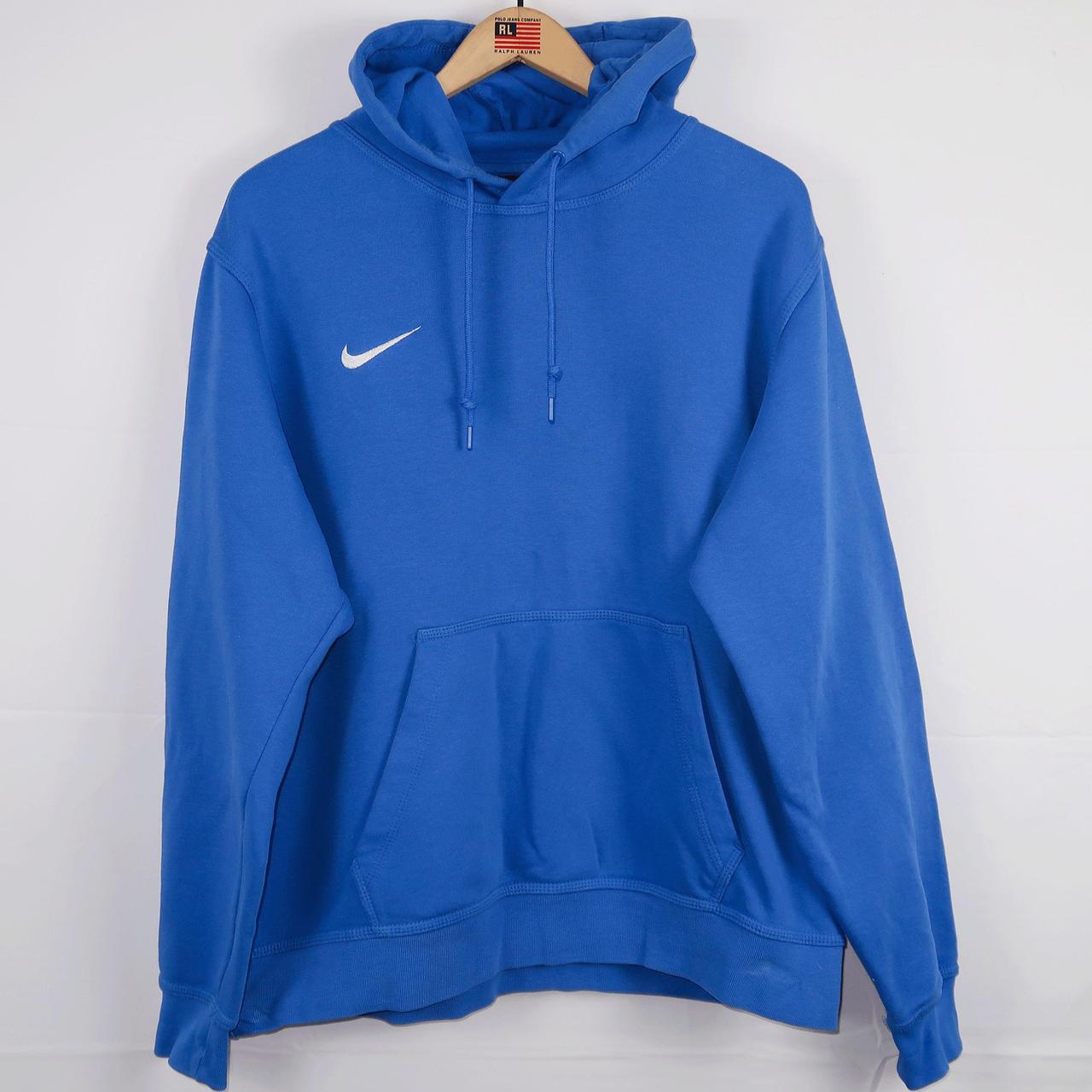 nike sportswear essential crop tee
