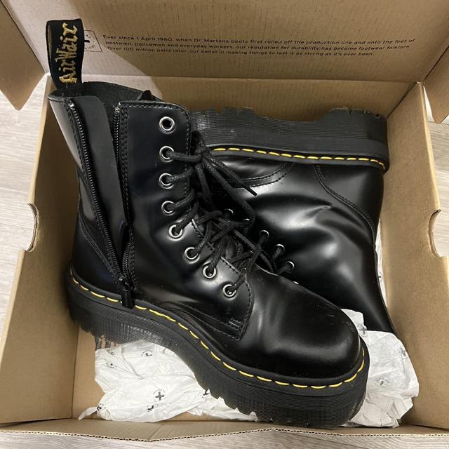 Dr.Martens in almost perfect condition. Size 6 Depop