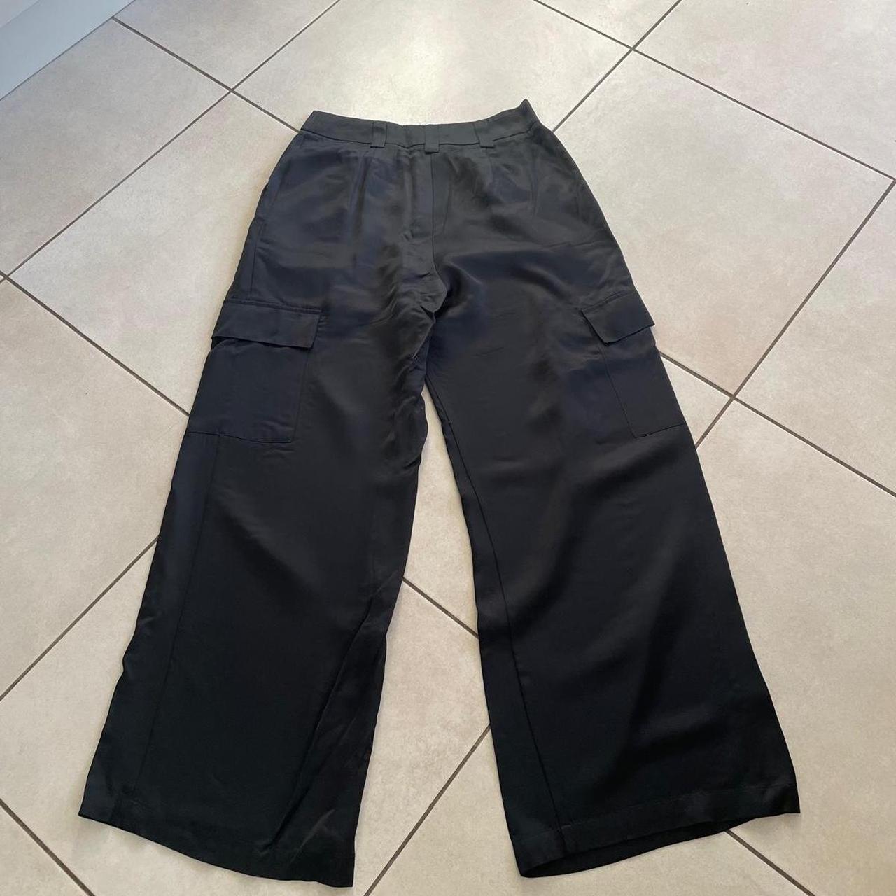 item listed by wiker