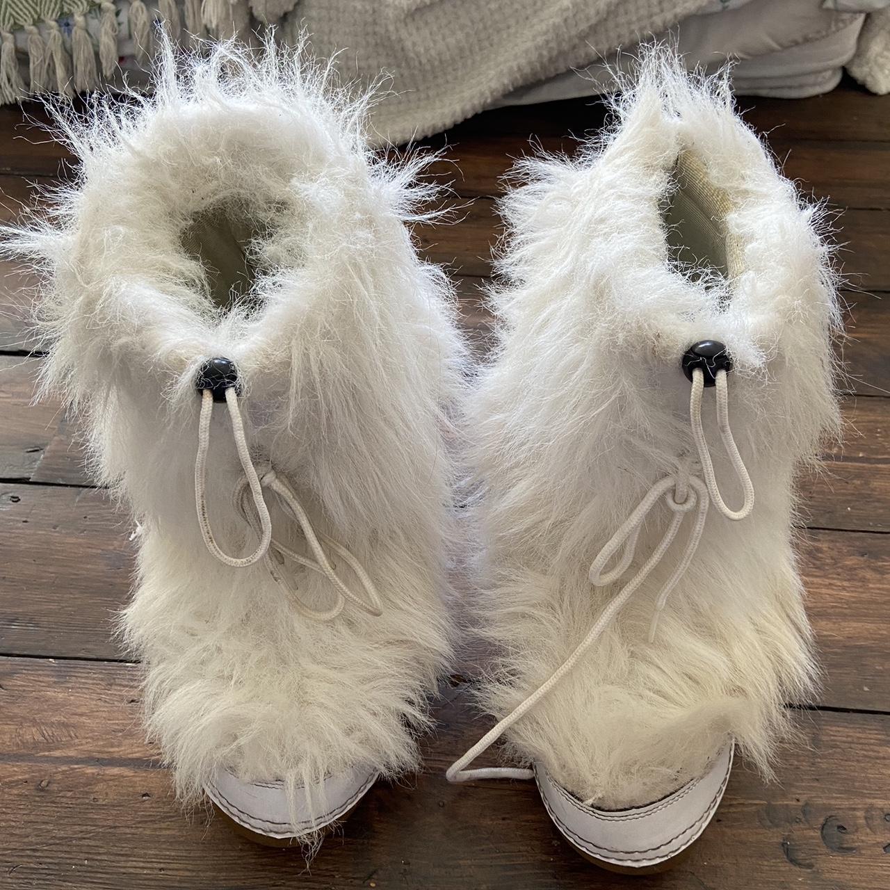 Y2K yeti faux fur snow boots lace up fur ski boots... - Depop