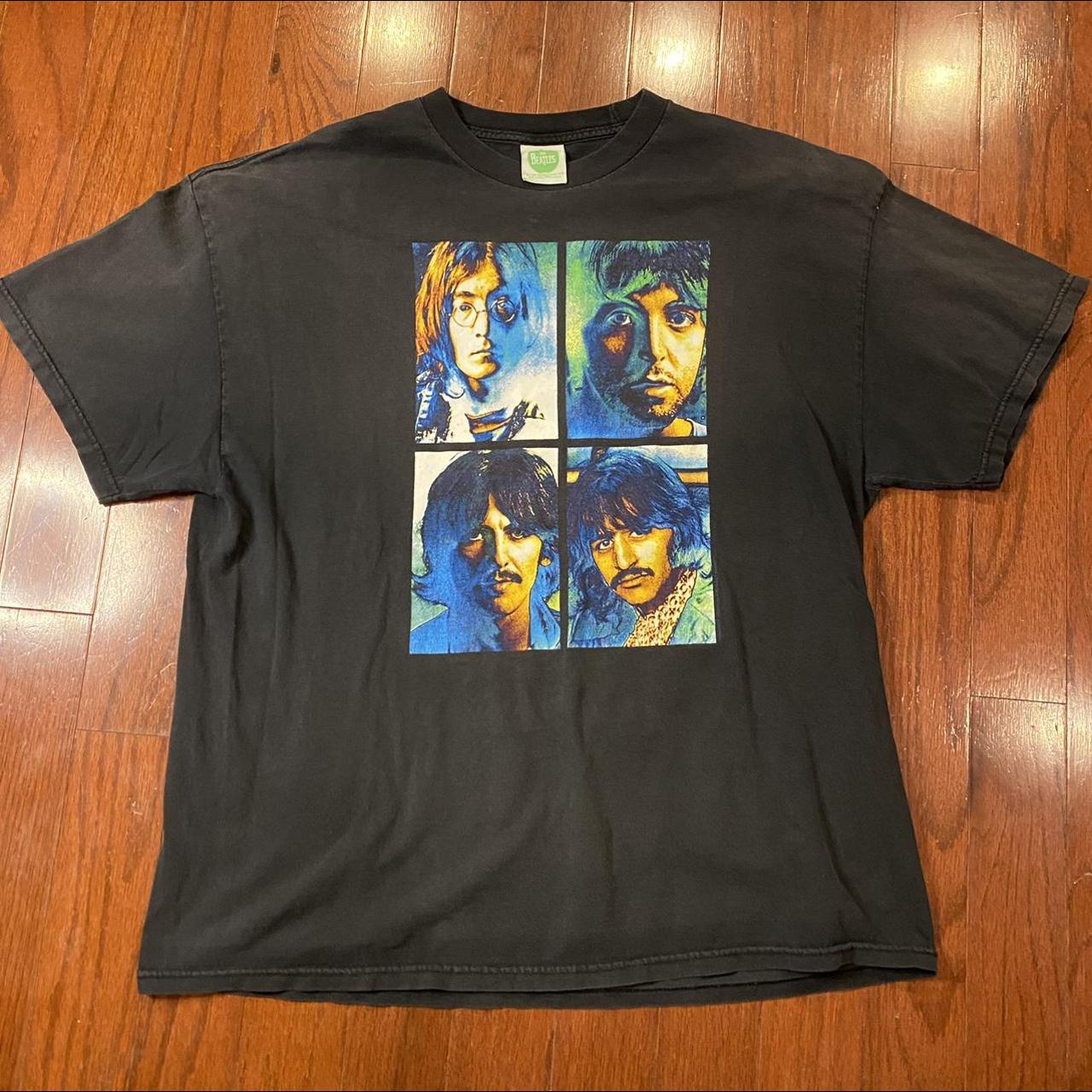 🌞vintage 2005 the Beatles psychedelic rock t... - Depop