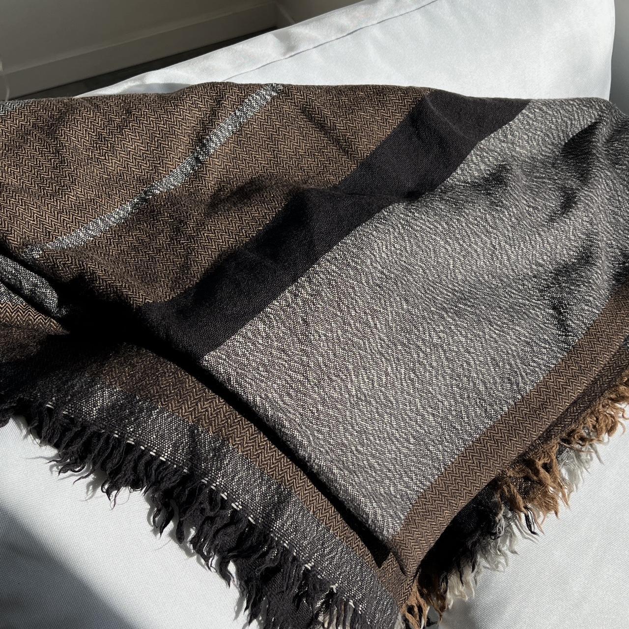 Aritzia wool blanket scarf 100 wool 51x63... Depop