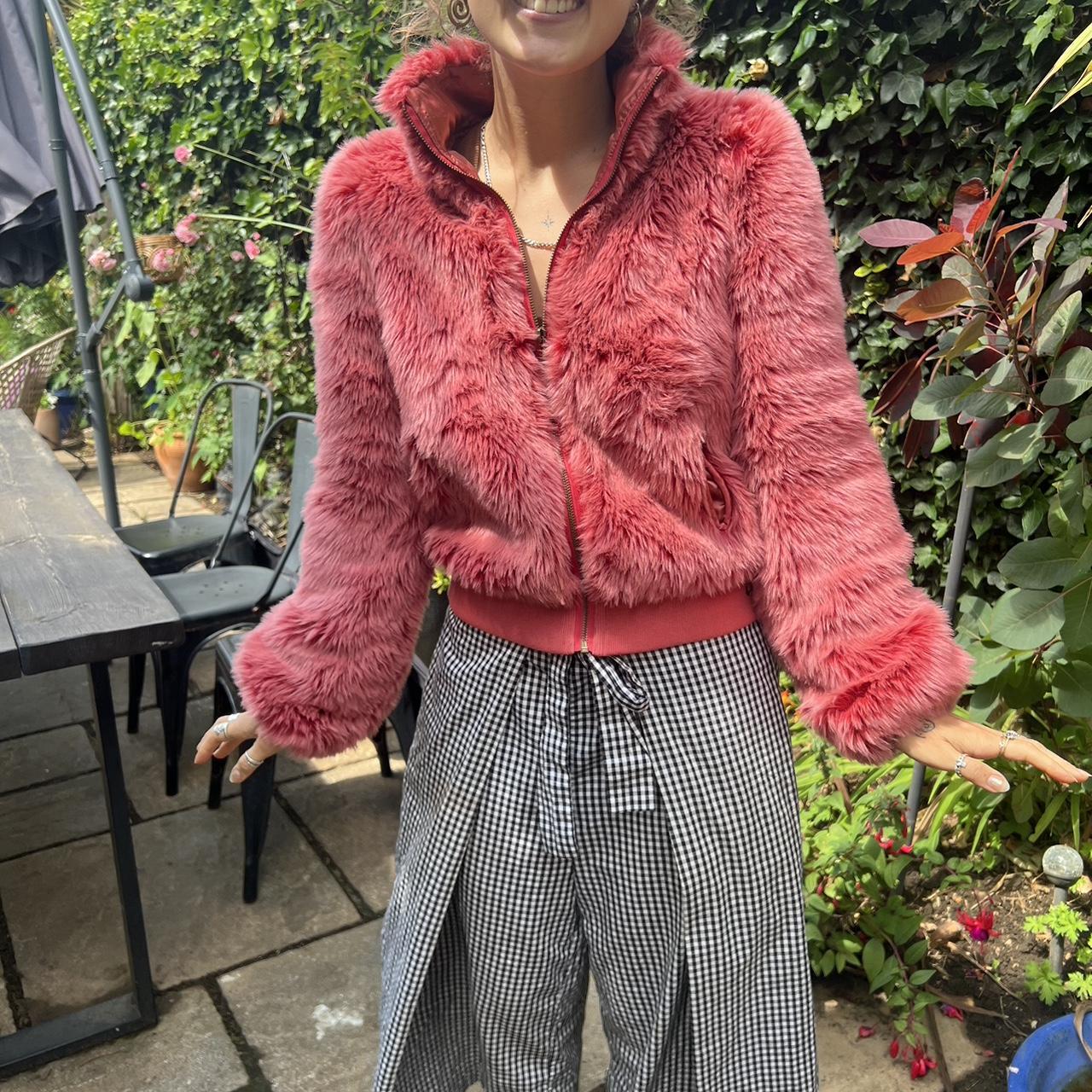 Zara pink hot sale fluffy jacket