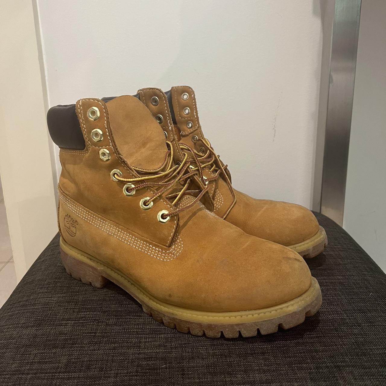 Timbs. Worn, with some damage but still in great... - Depop