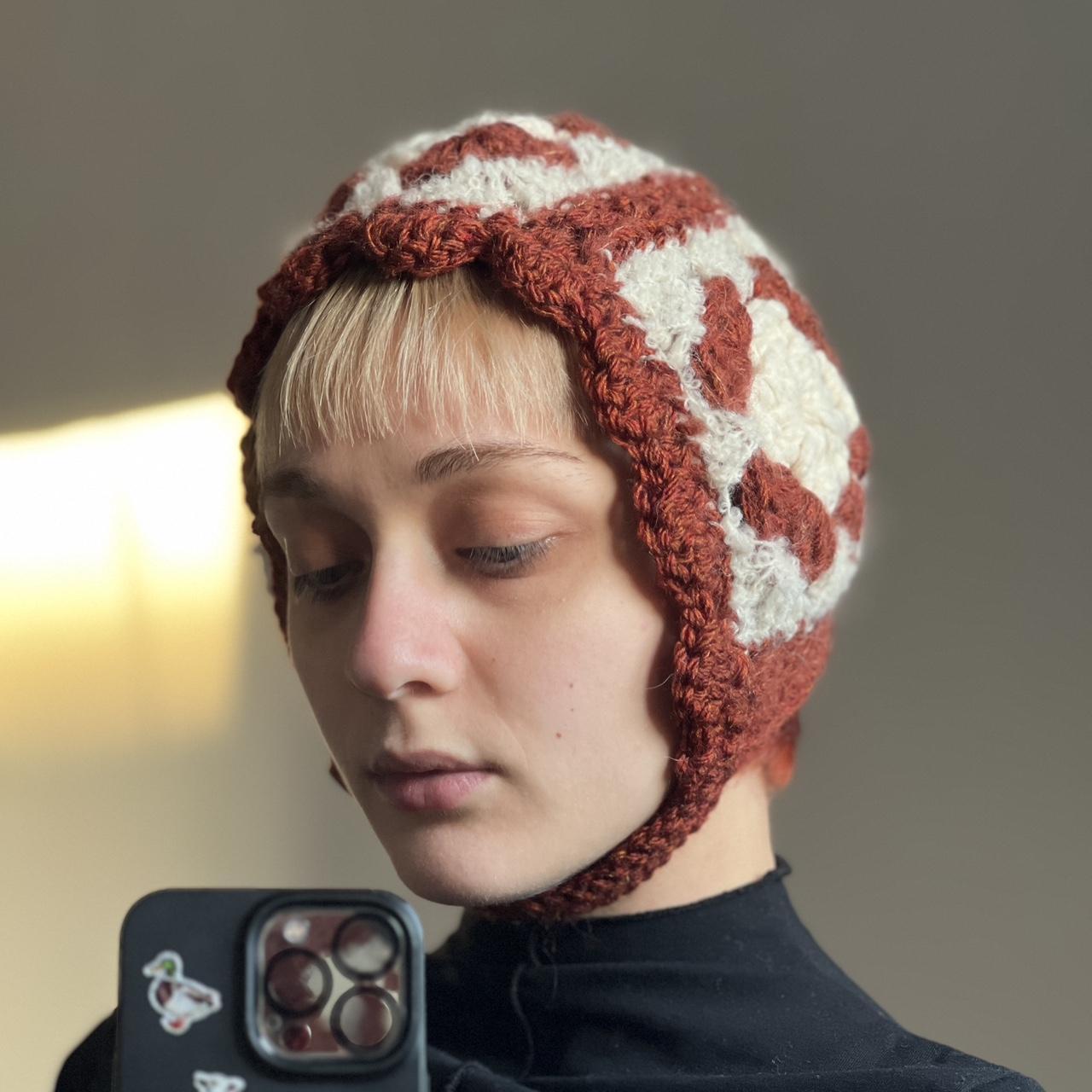 Women's Cream and Burgundy Hat Depop