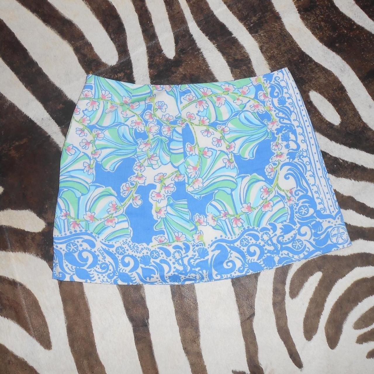 Lily Pulitzer mini skirt Pattern, super Hamptons in... - Depop