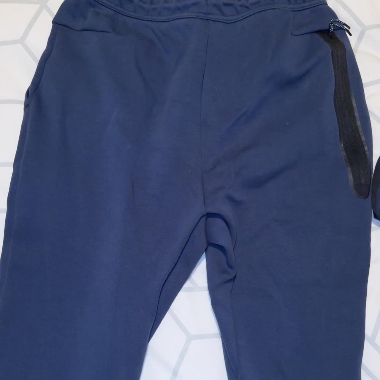 mens navy nike jumper