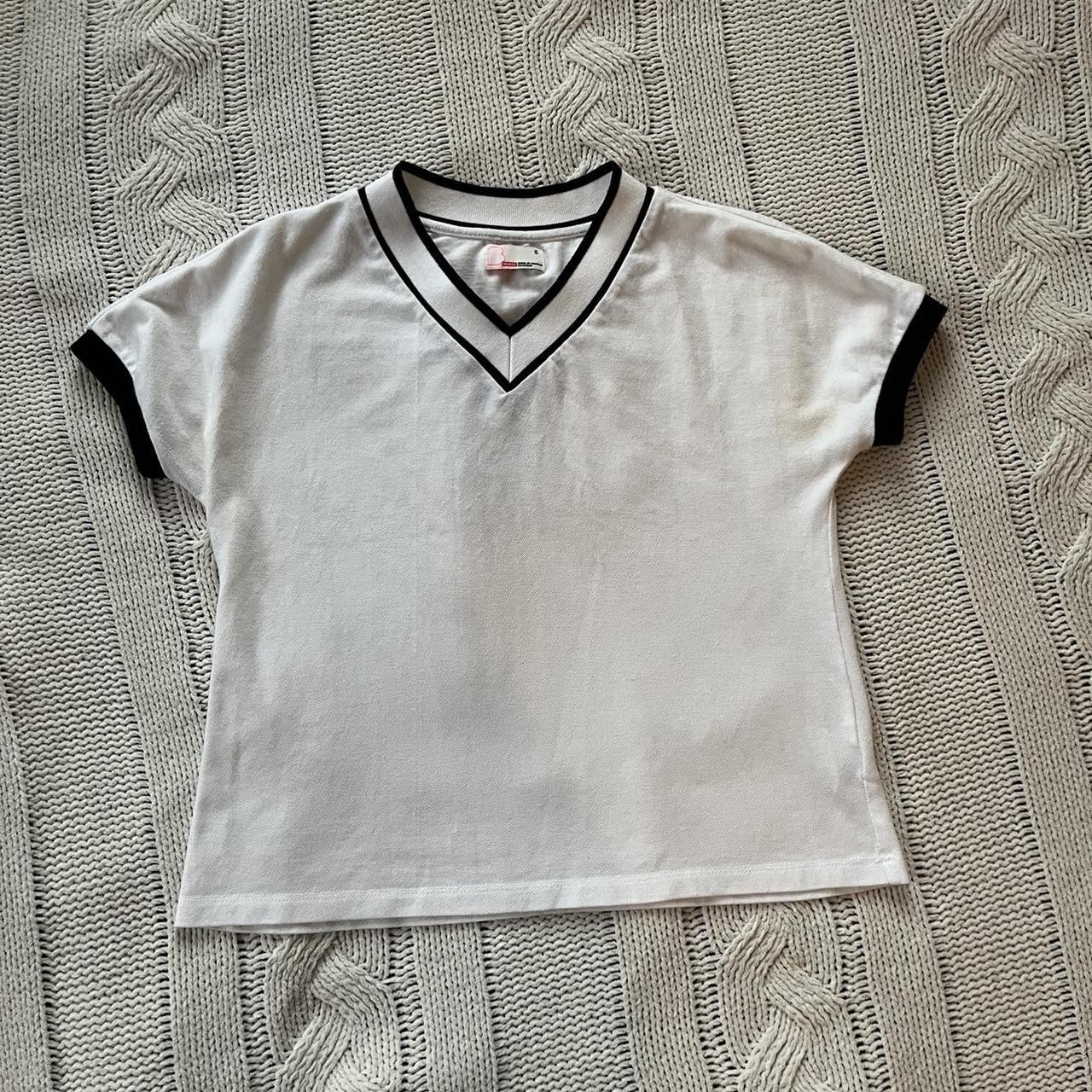 bench v neck shirt