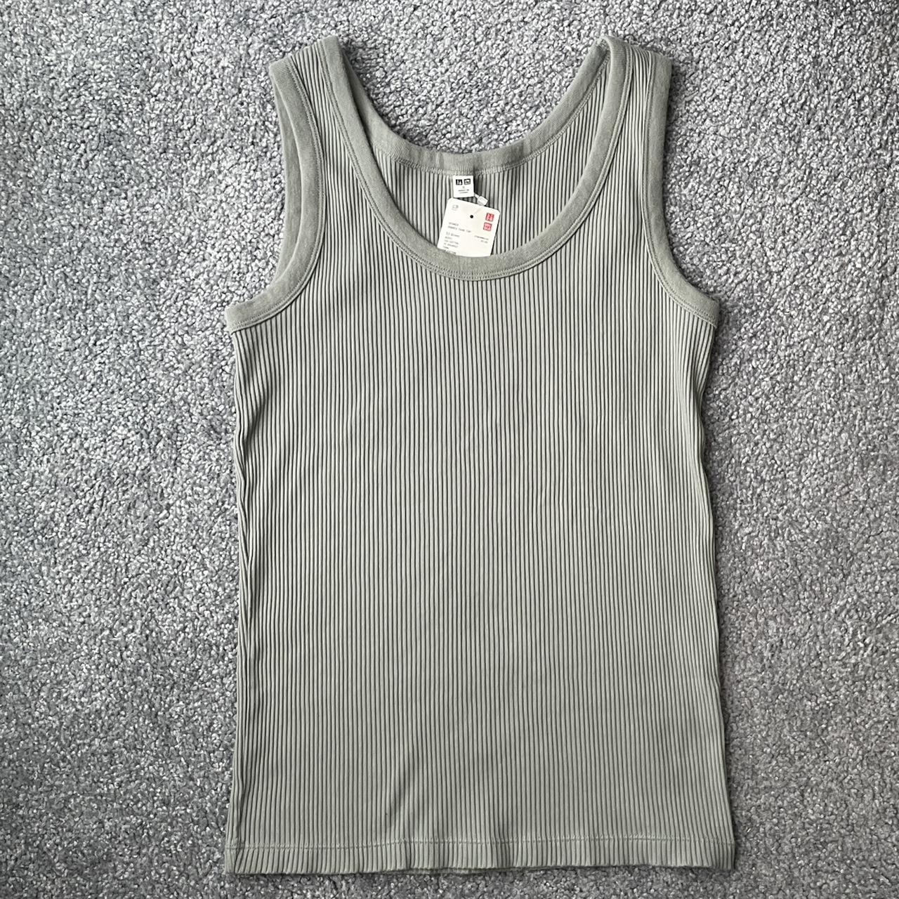 Uniqlo Tank Tops for Women - Poshmark