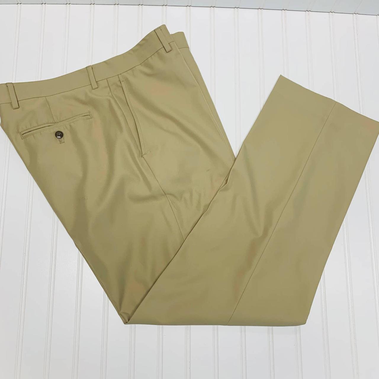 Walter Hagen Tan Khaki Golf Pants Sz 36 x 32 faint... - Depop