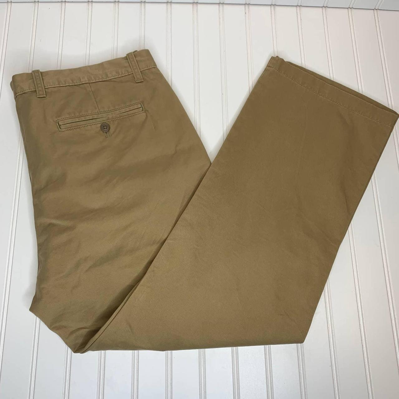 tan shoes with khaki pants