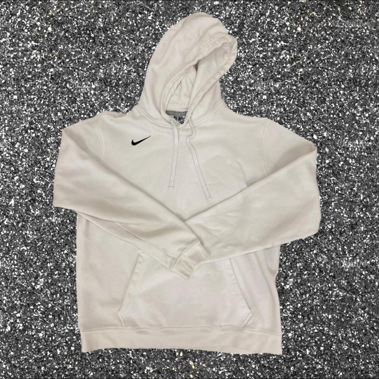Nike Men's White Hoodie Depop