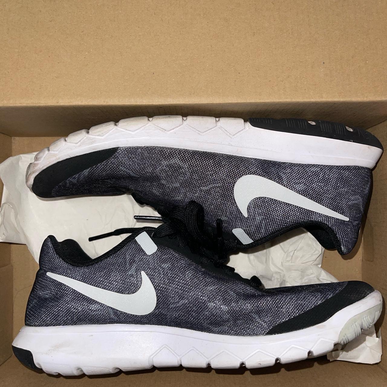 Nike flex experience hot sale rn 5 grey