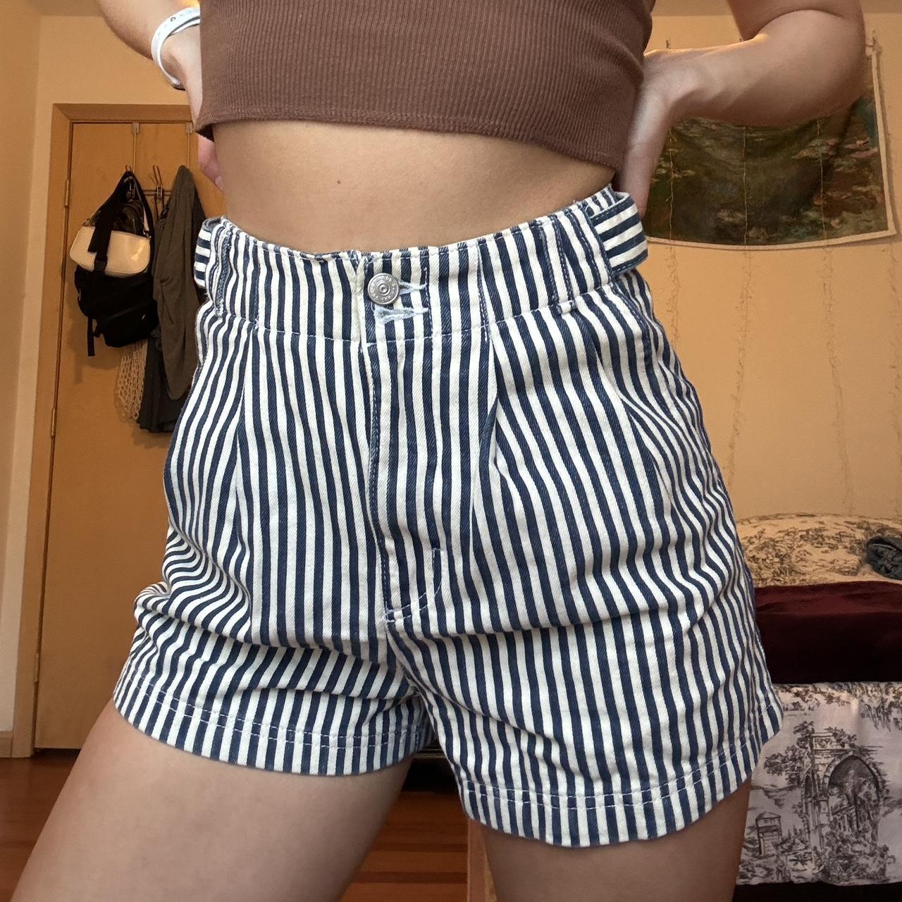 Bdg striped shorts hotsell