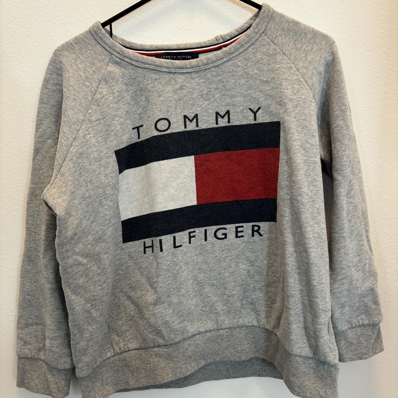 Tommy Hilfiger Sweatshirt - Depop