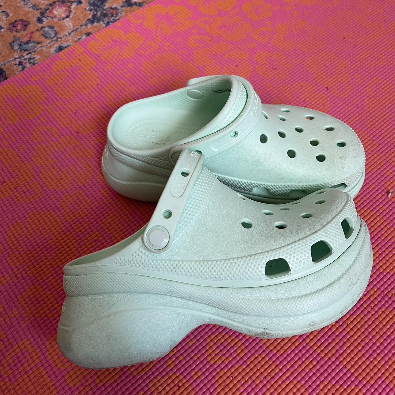 Mint sales crocs womens