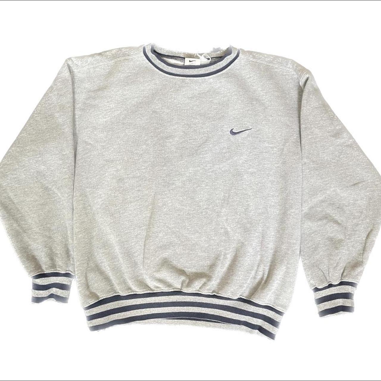 Vintage Nike crew neck jumper Grey Small -... - Depop