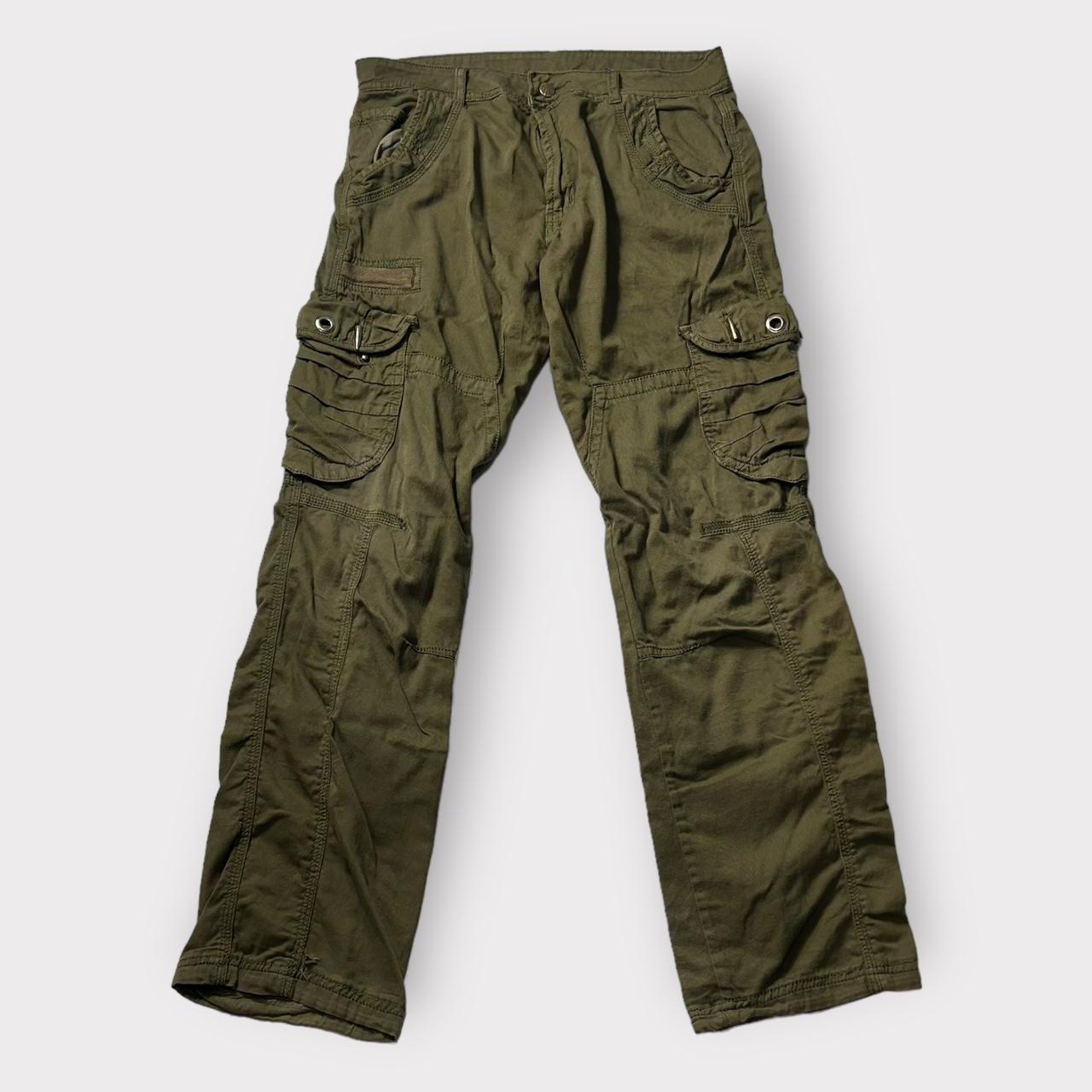 army green grunge cargo pants vintage low waisted... - Depop