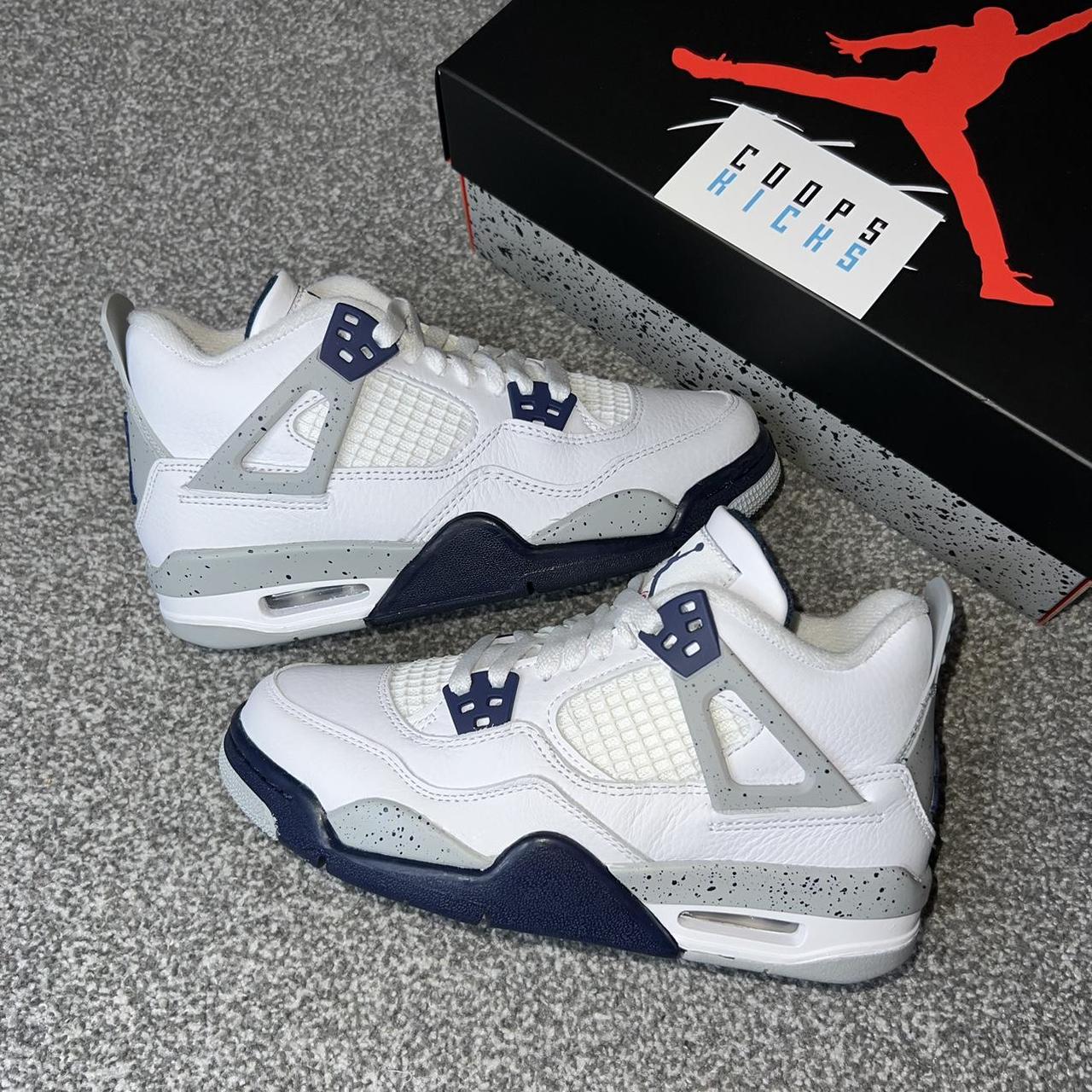 womens navy blue jordans