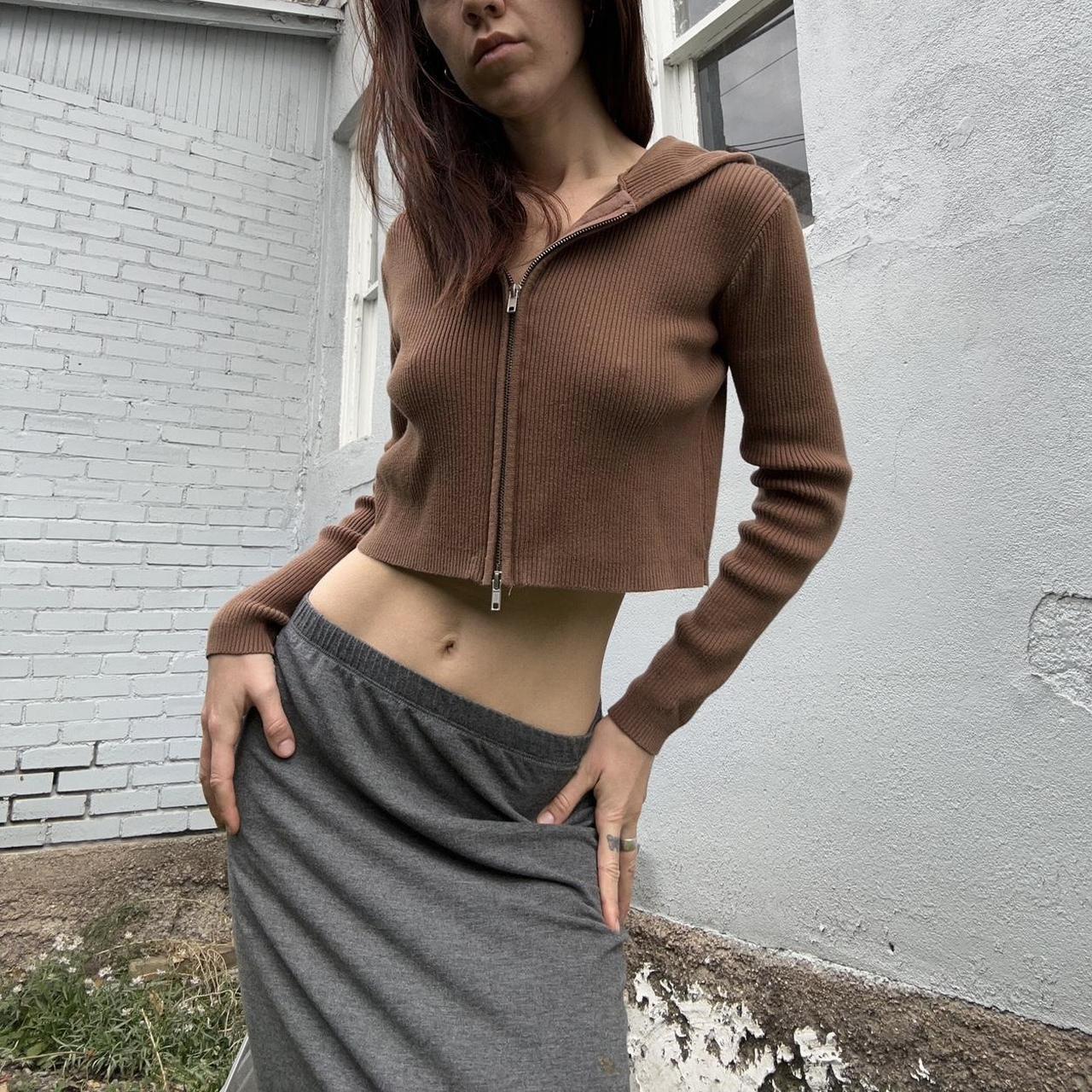 Brandy Melville brown ribbed long sleeve crop - Depop