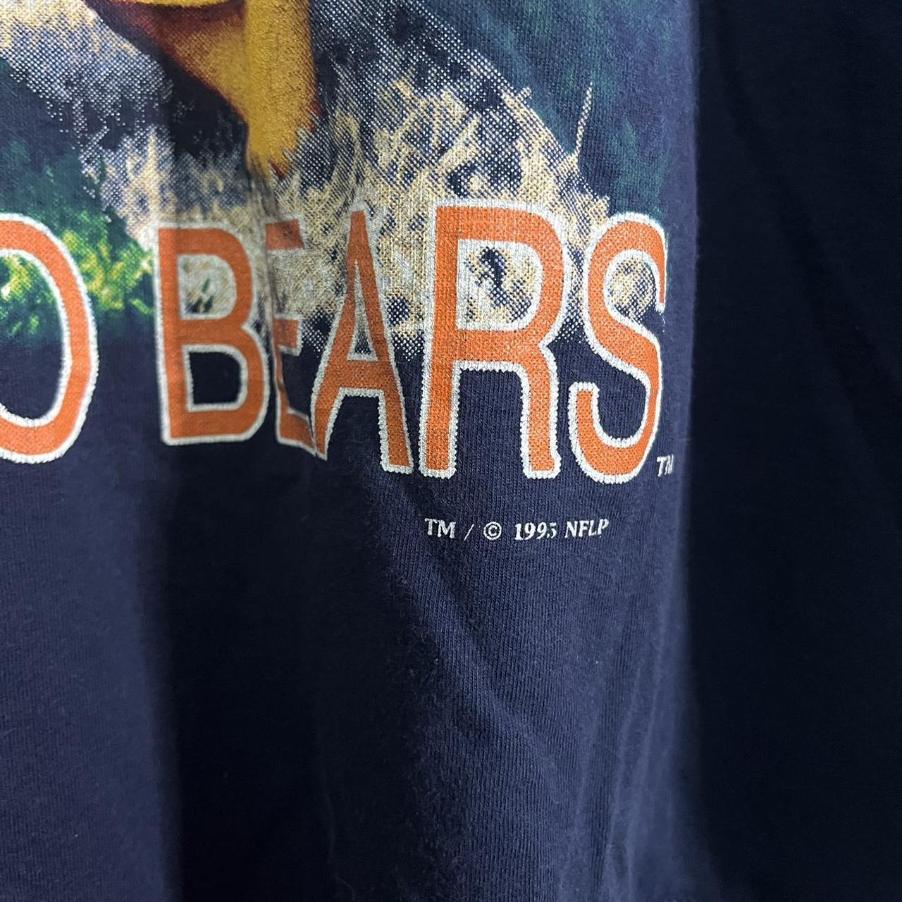 Vintage Chicago Bears tee (Has stains on the - Depop