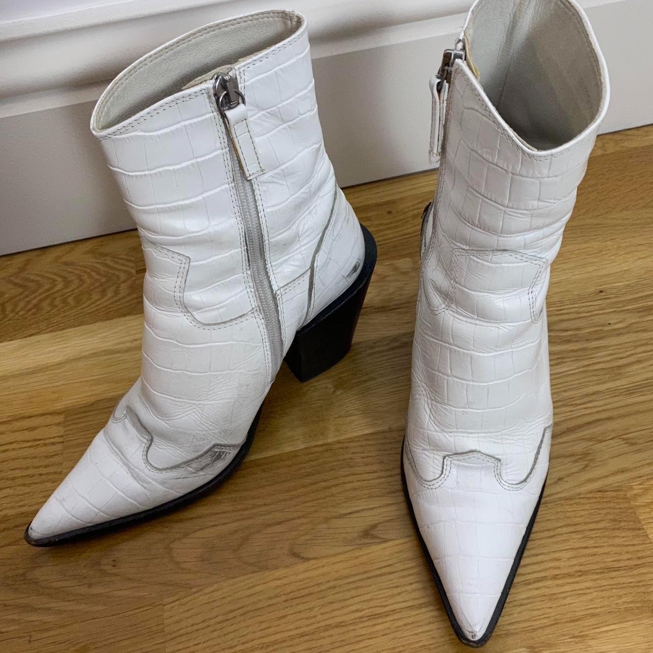 Topshop white booties hotsell