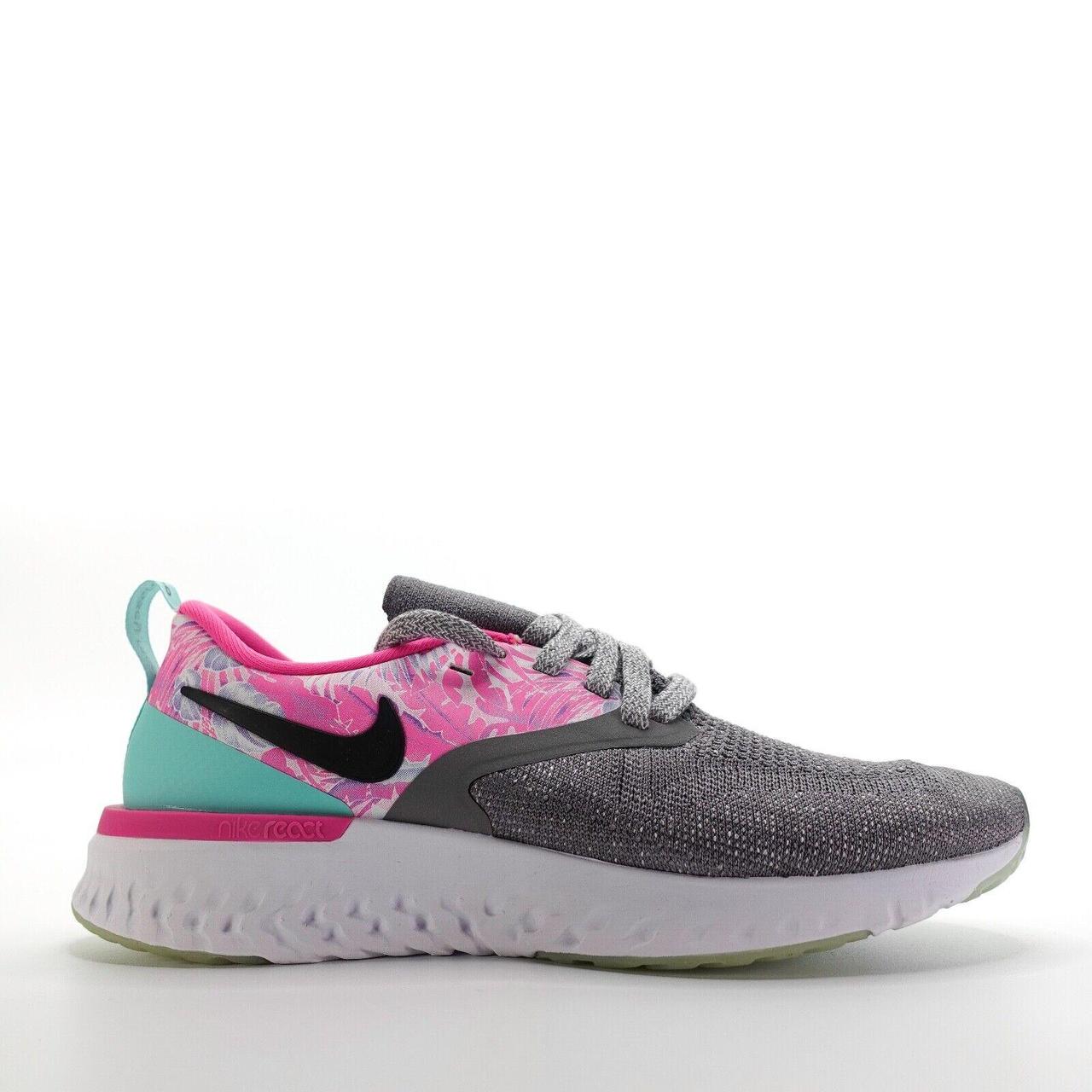 Nike women's odyssey react flyknit 2 running shoe best sale