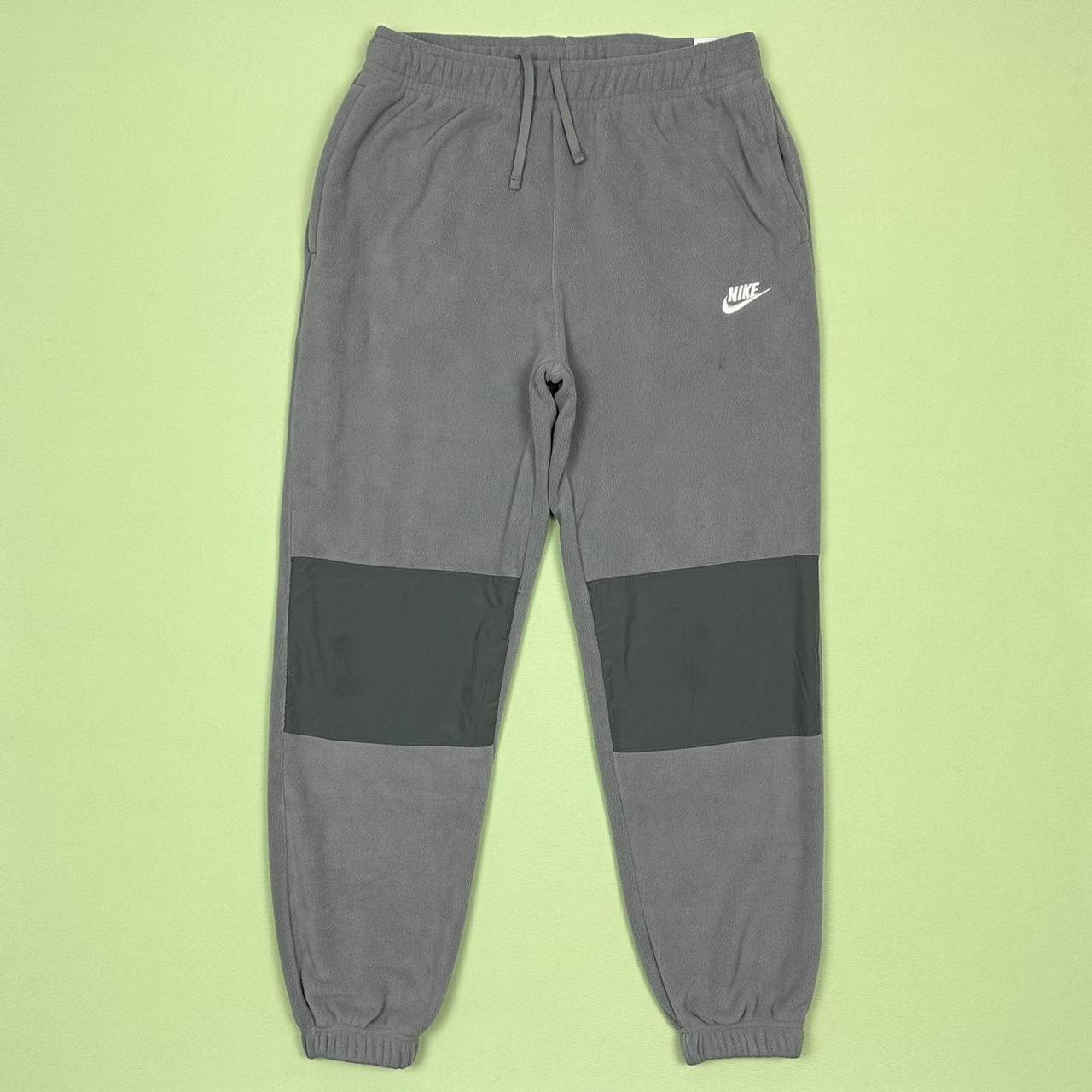 Grey Nike sweatpants, size medium - Depop