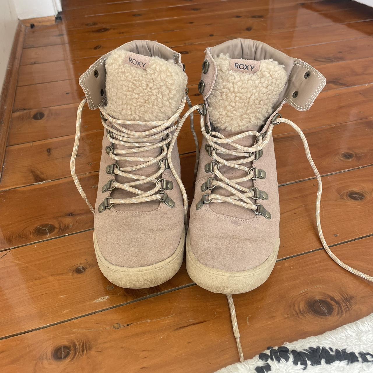 Roxy top snow boots