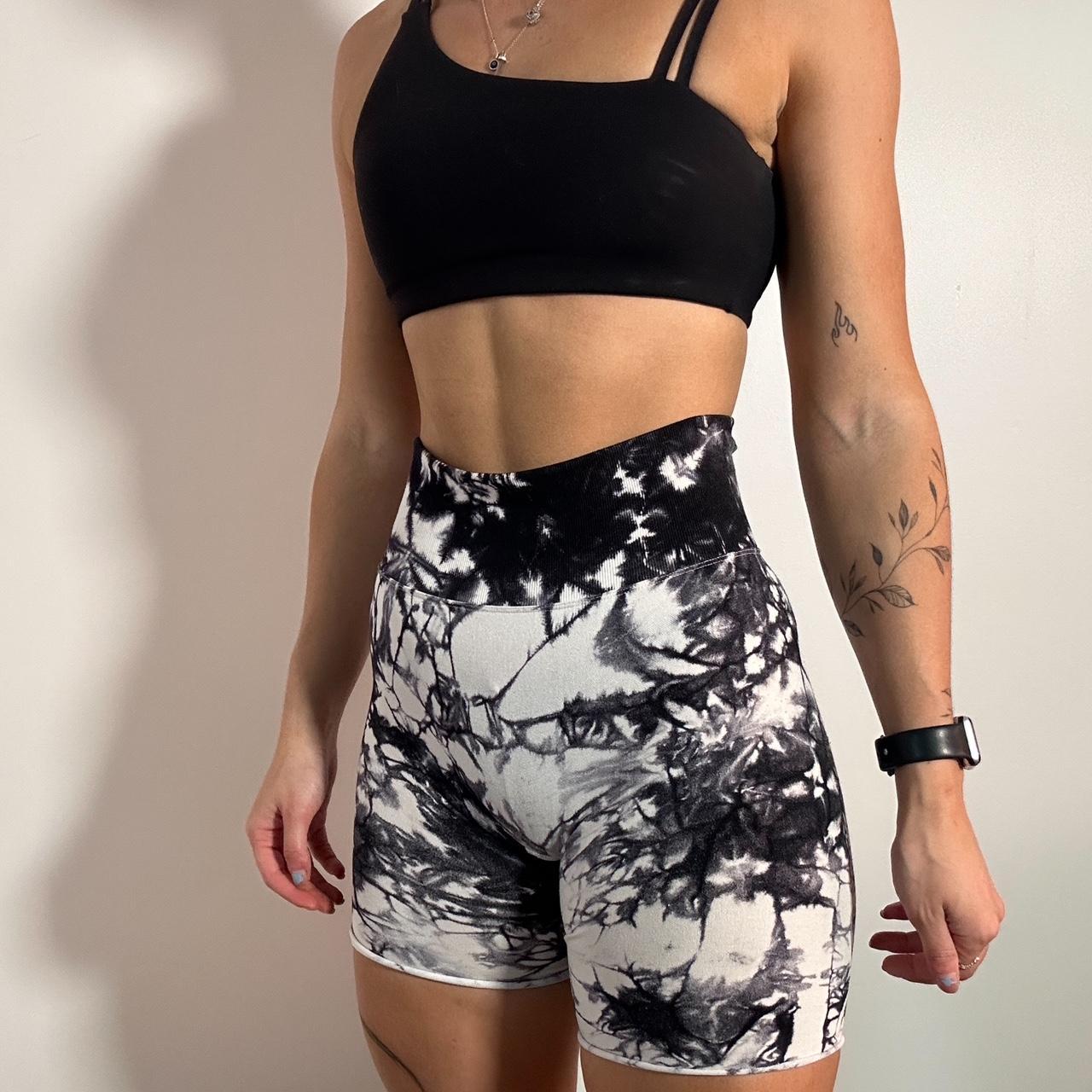 Women's Black and White Shorts Depop