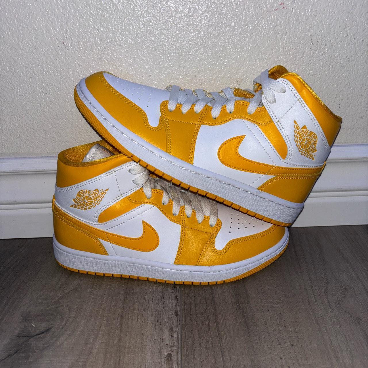 womens yellow air jordan 1