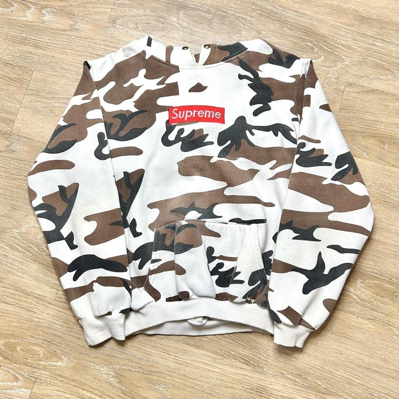 Camo supreme hoodie size small and taking offers - Depop