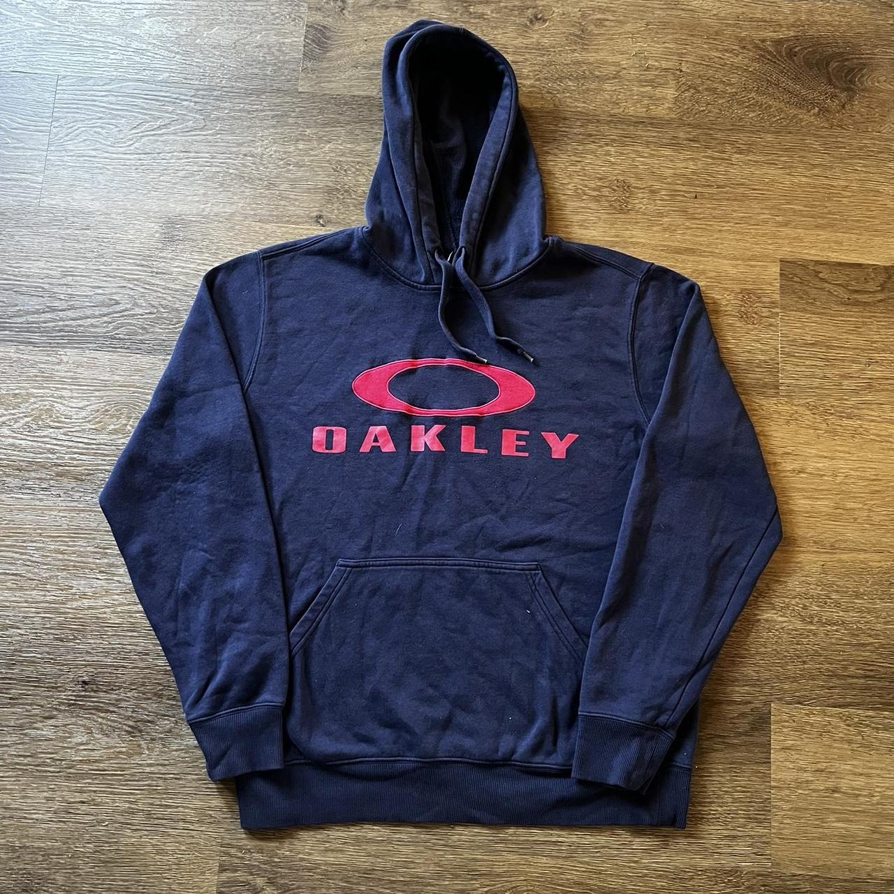 Oakley hoodie. Size L, 24x28.5 Items are used so | Depop