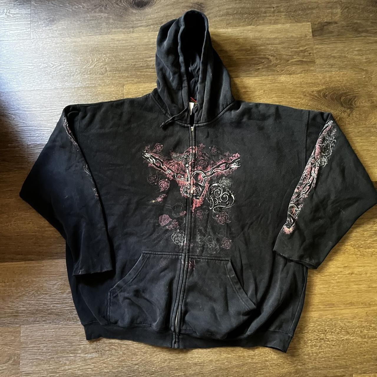 Y2K chain graphic zip up hoodie. Size 2X, 30x30. | Depop