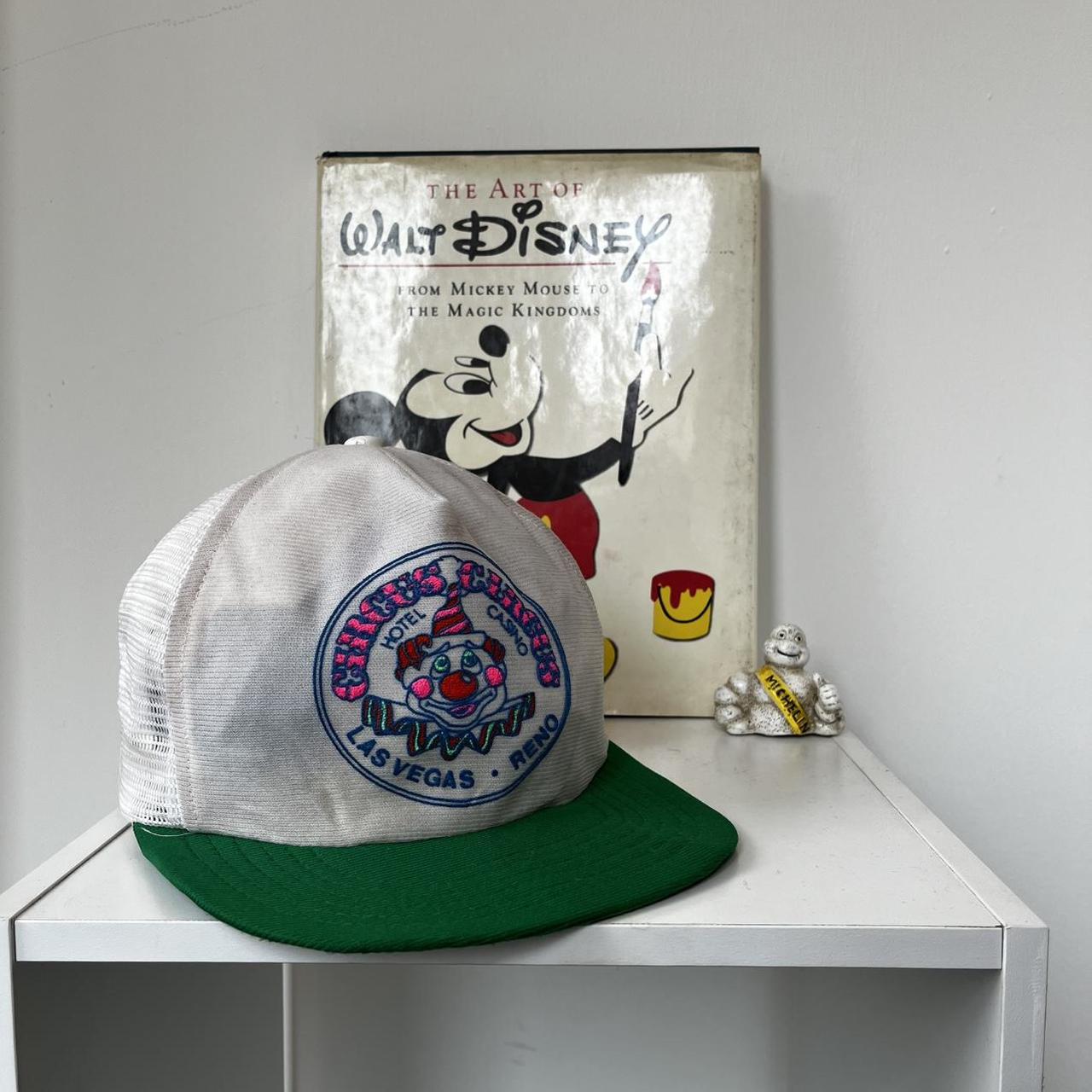 item listed by dayf0ur