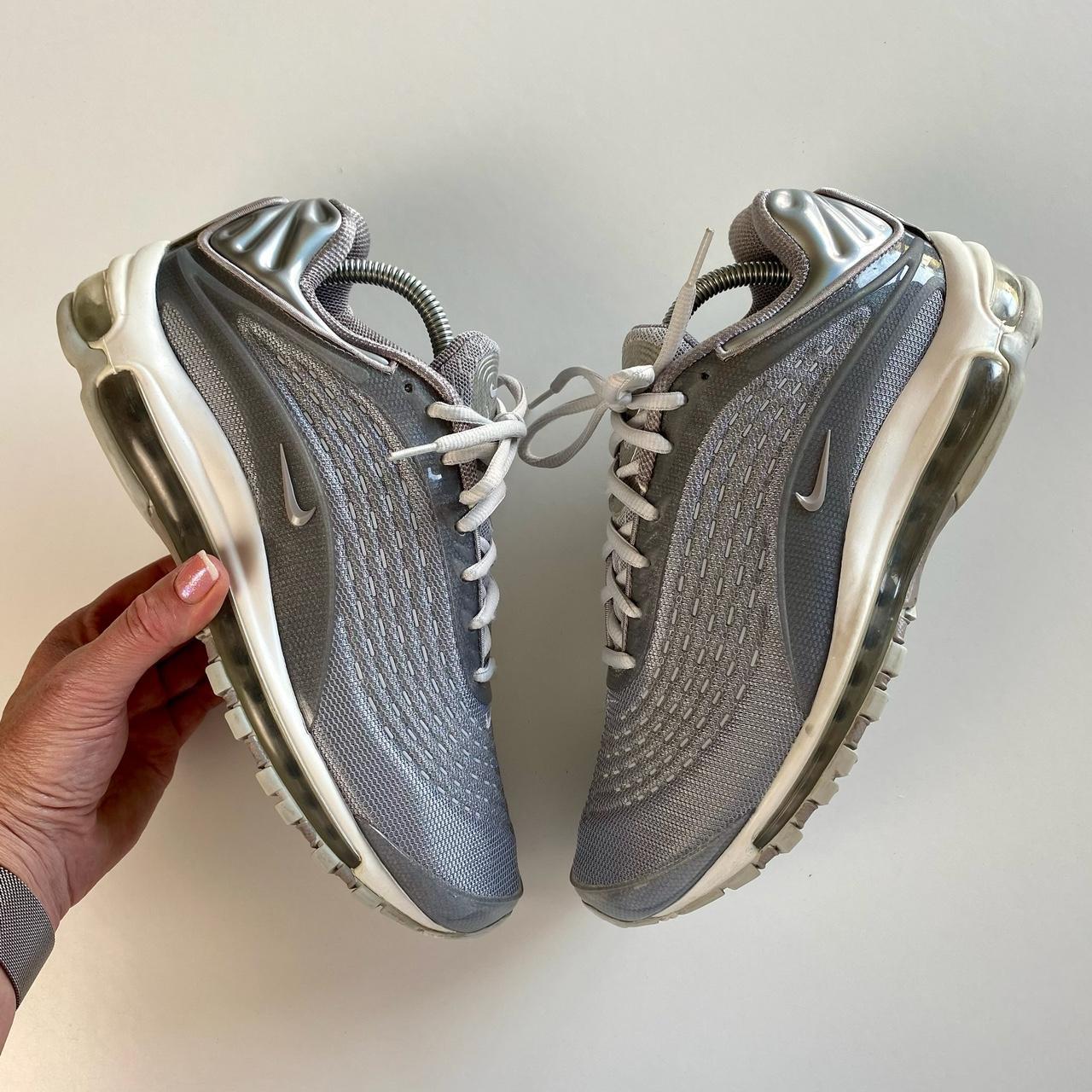 Air max deluxe grey hotsell