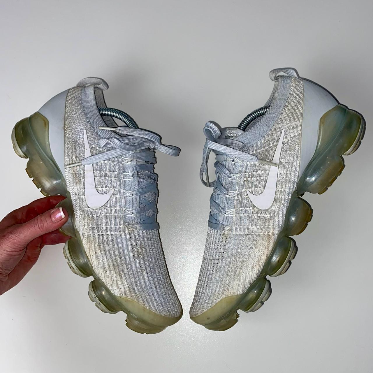 vapormax flyknit triple white