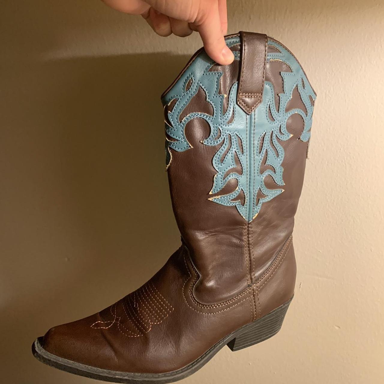 Madden Girl by Steve Madden cowboy / cowgirl boots💙... Depop