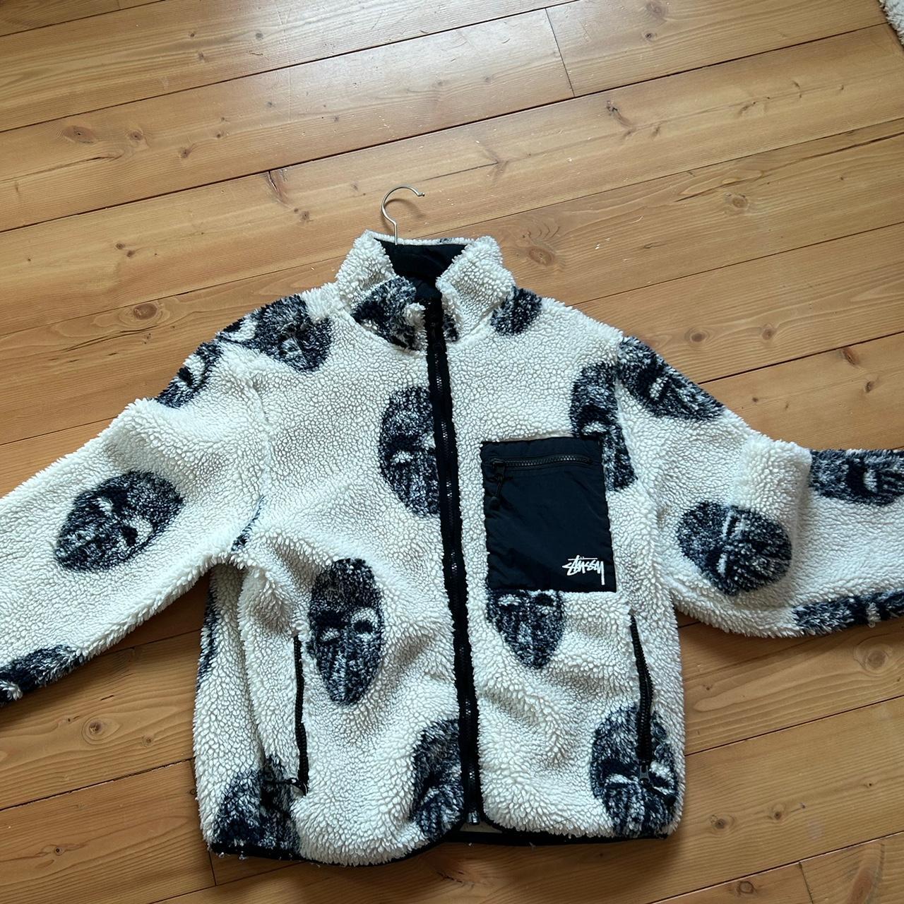 item listed by amber_lees