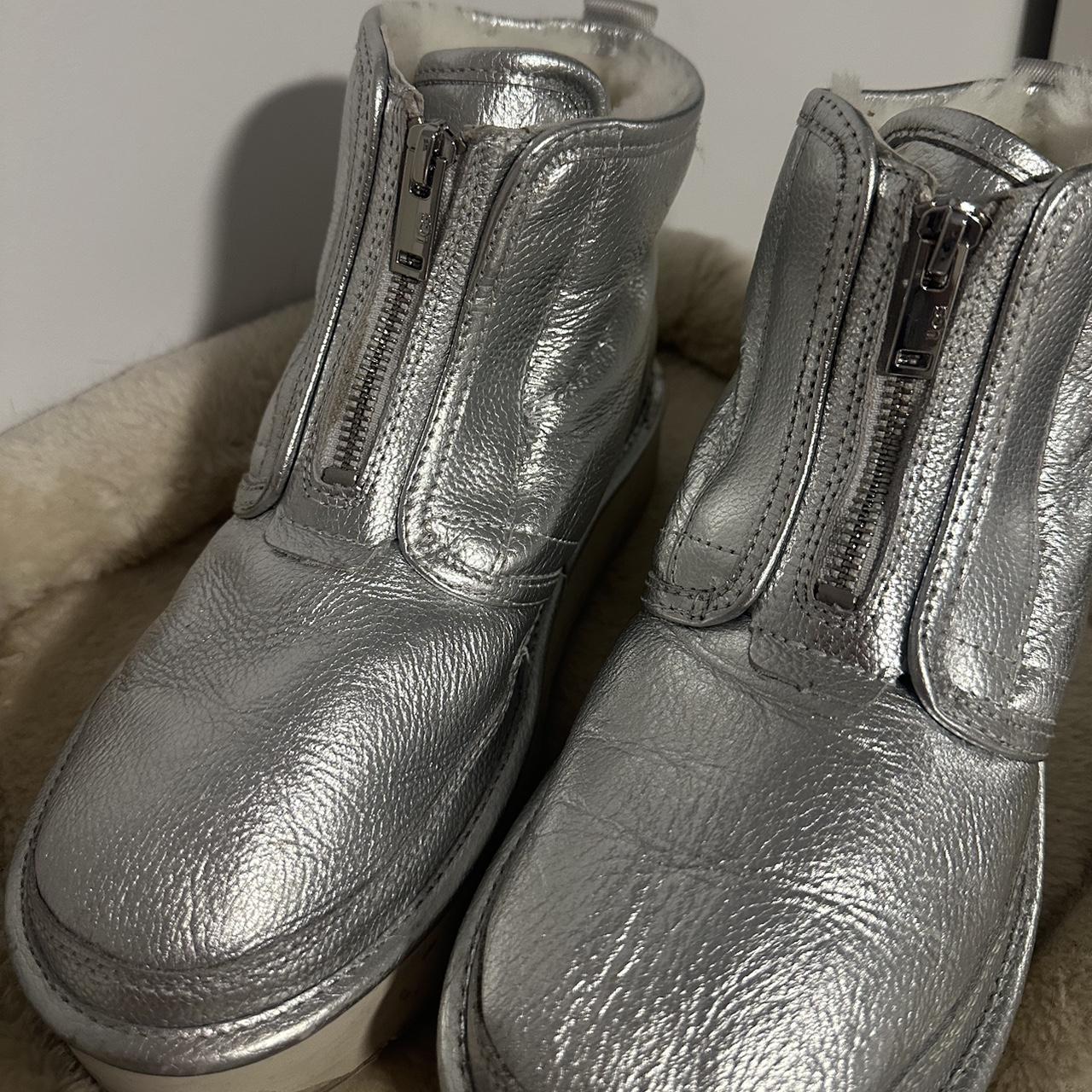 Silver UGG selling Austrailia Neumel Boots