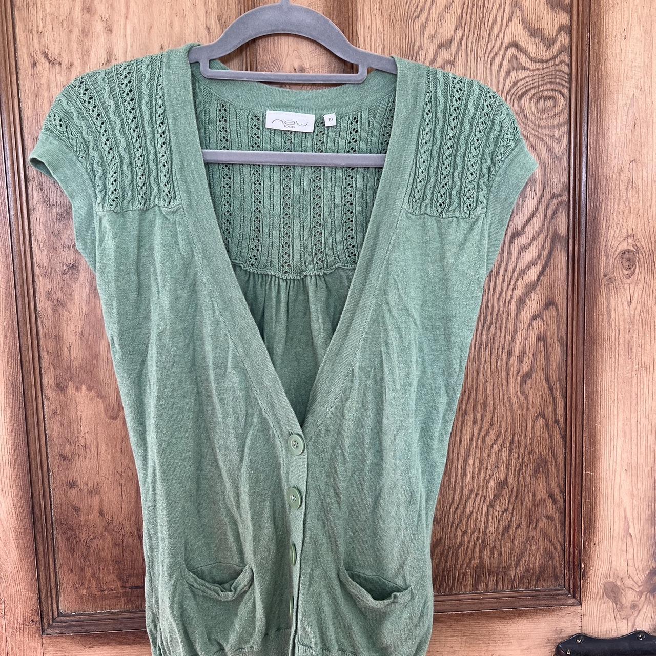 New Look Women's Green Tshirt Depop
