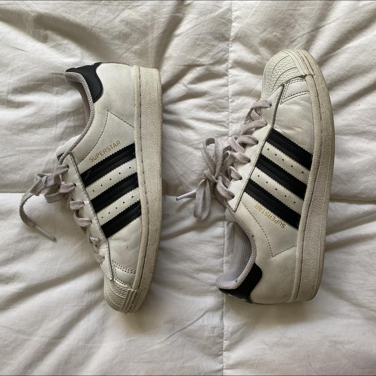 Adidas superstar womens top size 4.5