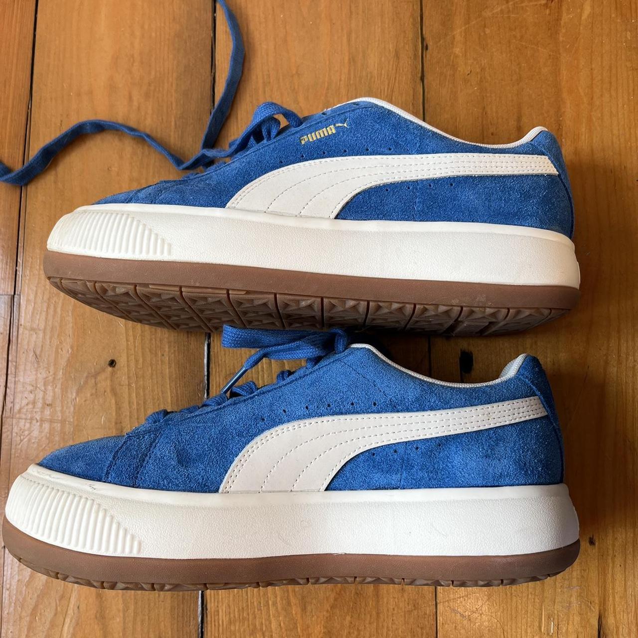 Puma Women's Blue and White Trainers | Depop