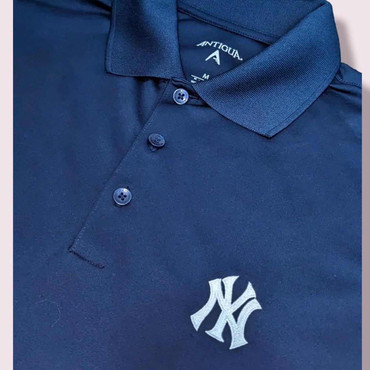 Antigua Yankee Golf Polo A classy look for on the - Depop