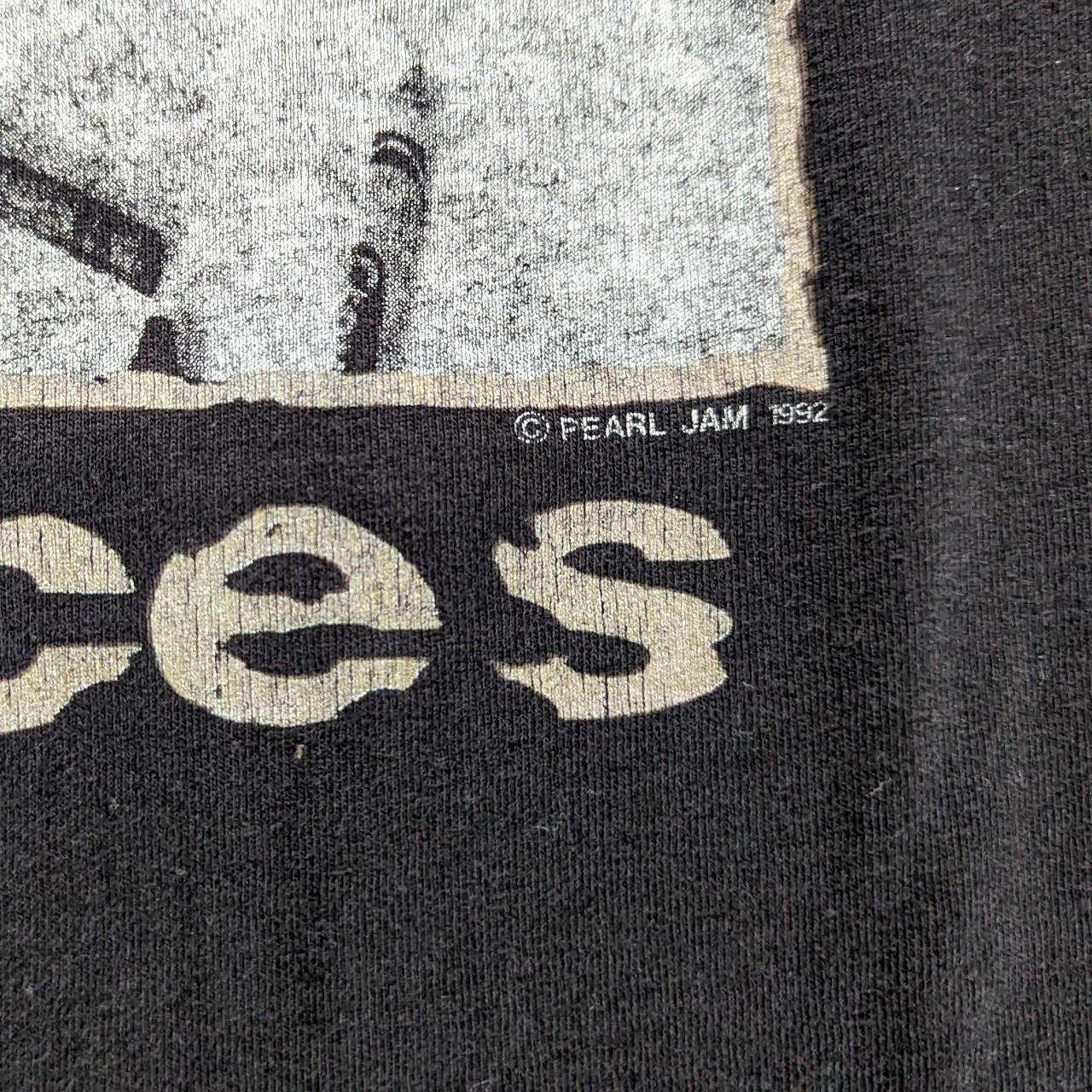 Vintage 1992 Pearl Jam choices t shirt size - Depop