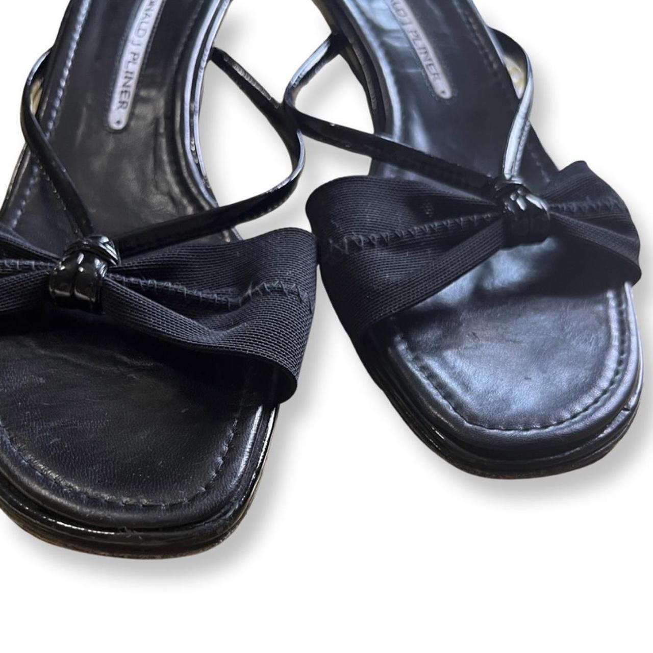 Donald Pliner Black Sandals (2)