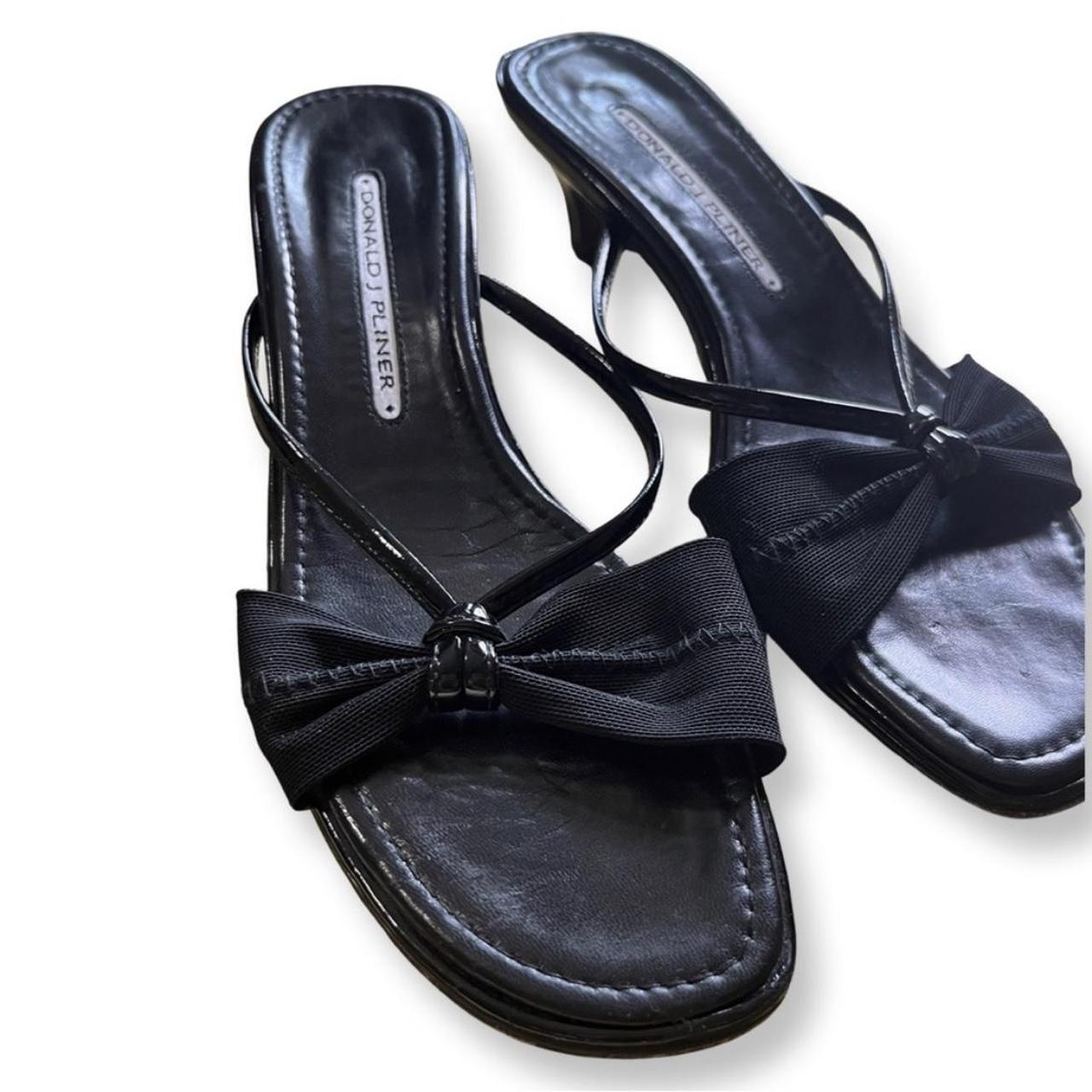 Donald Pliner Black Sandals (4)