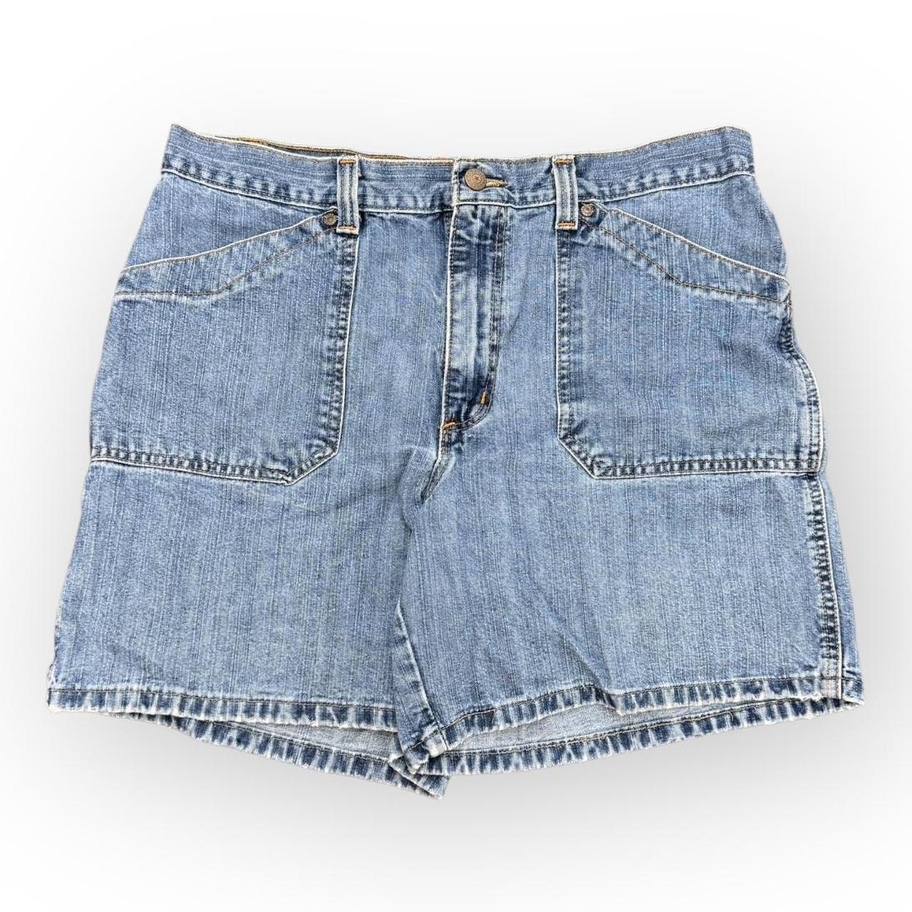 item listed by thrifthead