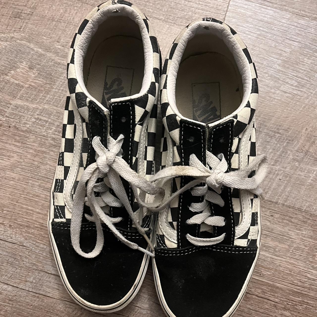 Vans Old Skool Primary Check Shoe size 7 women s Depop